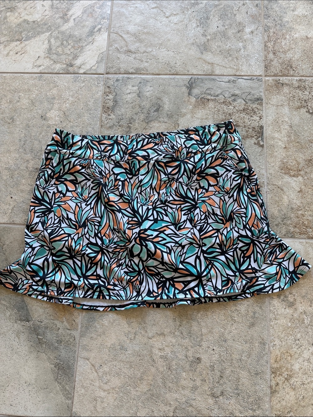 Coral Bay Aqua, Peach & Black Leaf-Print Skort